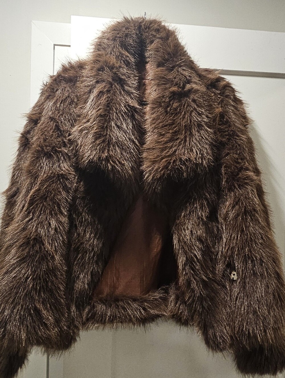 Cropped Faux Fur Jacket Women's Brown Shaggy Wide Collar Satin Lined Fits M/L